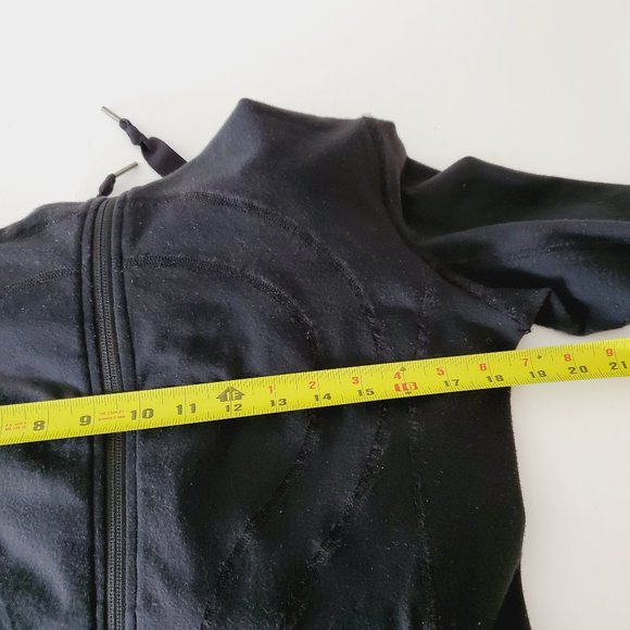 LULULEMON Black Funnel Neck Hooded Jacket - Picture 8 of 10